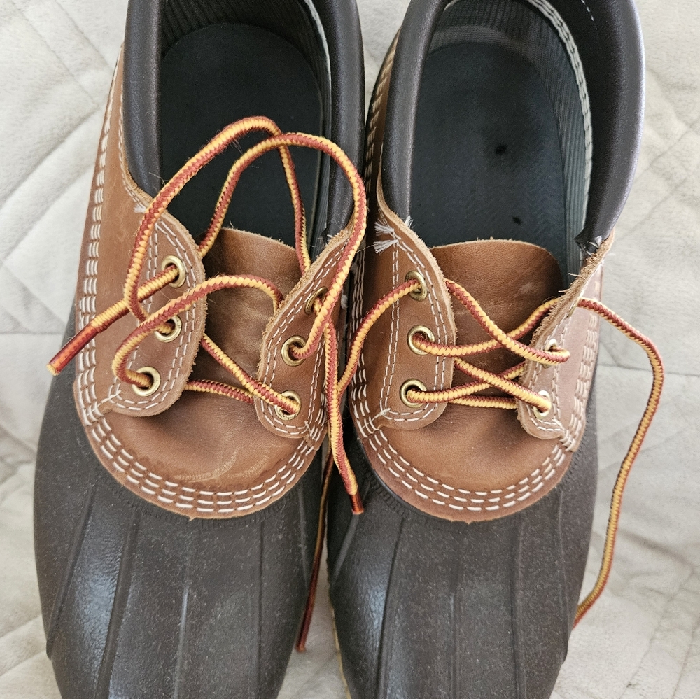 Men's low cut boots